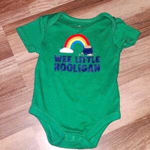 St Patrick 's Day Onesie Wee Little Hooligan Size  6-9 Month Unisex